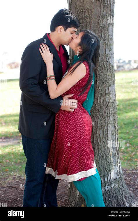 desi couple kissing